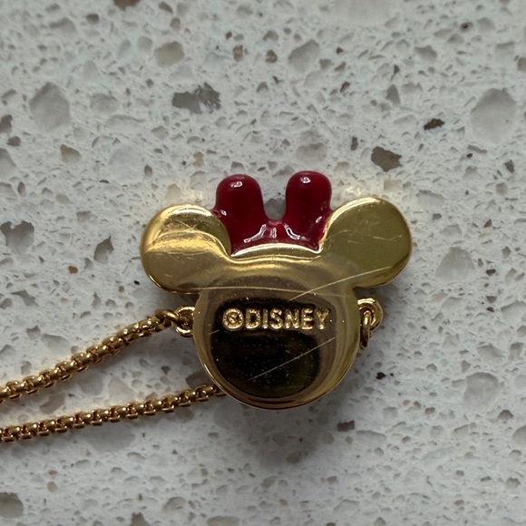 Elegant Disney Gold Bracelet with Red and Black Details Featuring Minnie Mouse - Picture 4 of 4